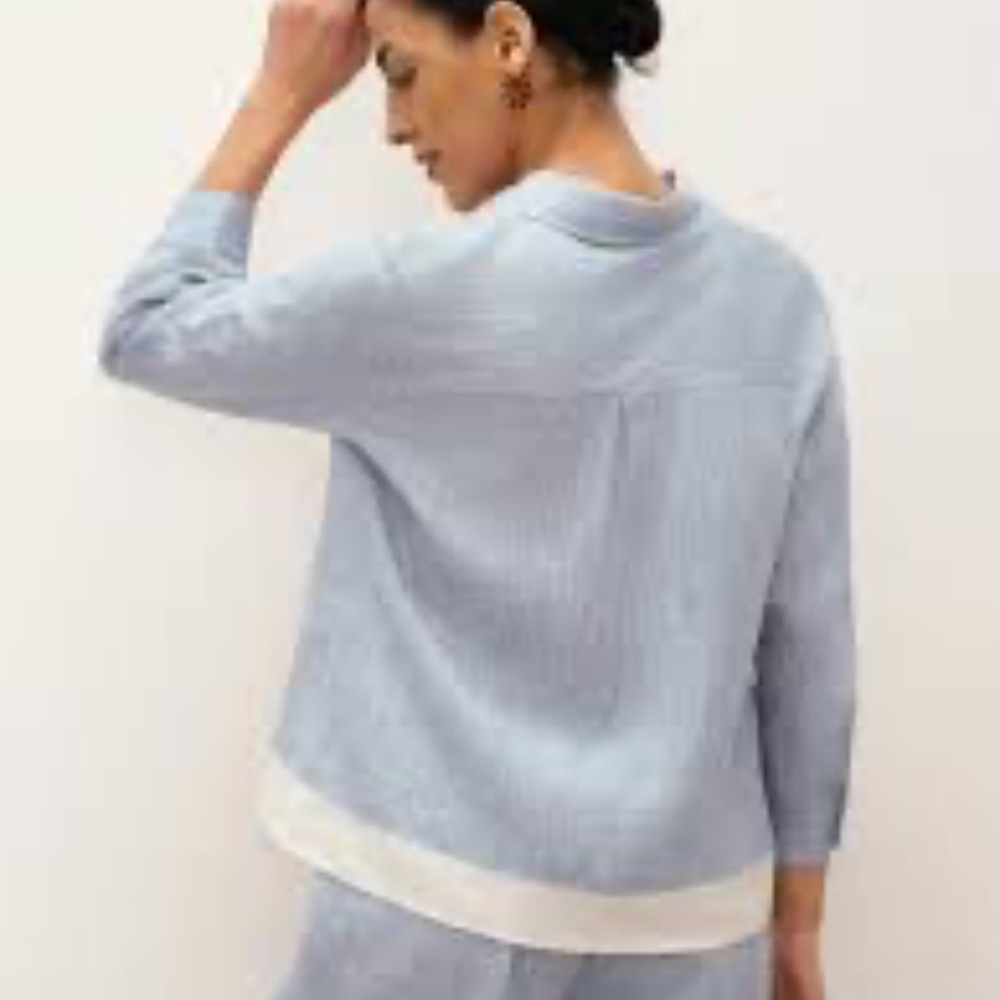 Women's Light Blue Button-Down Collared Shirt - Casual Relaxed Fit - Picture 3 of 16